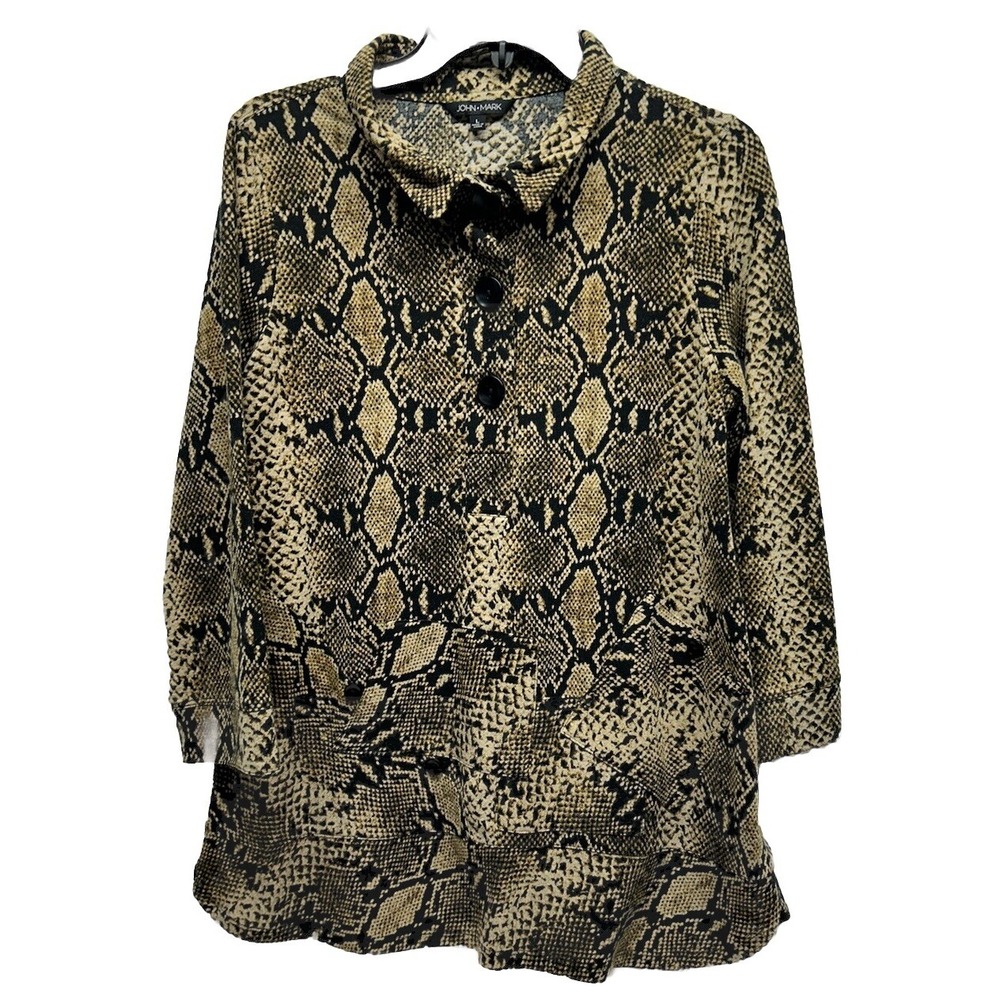 John Mark Womens Size L Beige 3/4 Sleeve Snake Skin Button Up Top (S3)
